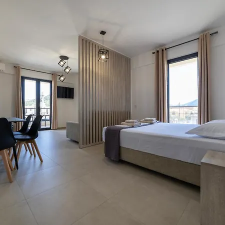 Ns Bed and Breakfast 3*